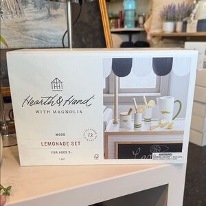 Hearth & Hand Wooden Lemonade Play Set